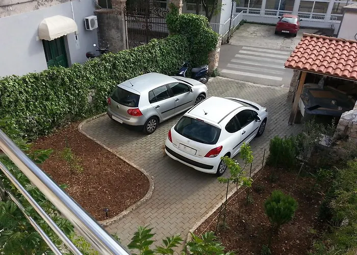New Studio Apartments Trlaja